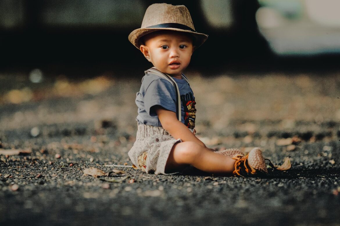 Pick Baby Boy Clothes for a Photo